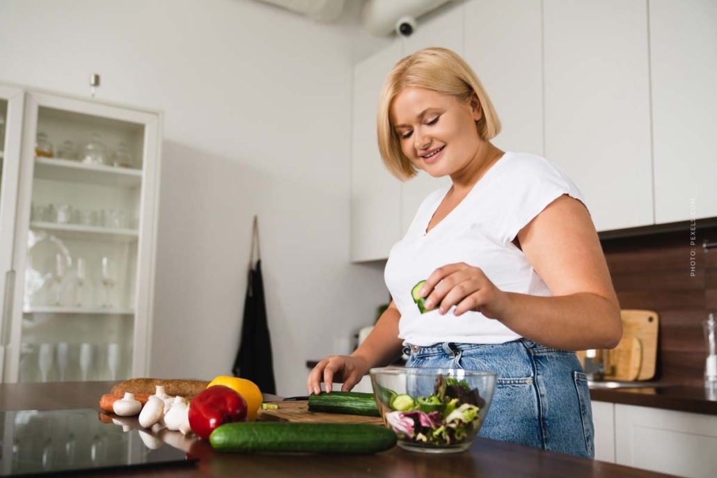 gesund-abnehmen-koch-rezept-kueche-studio-heute-bolognese-nudeln-protein-power-low-carb